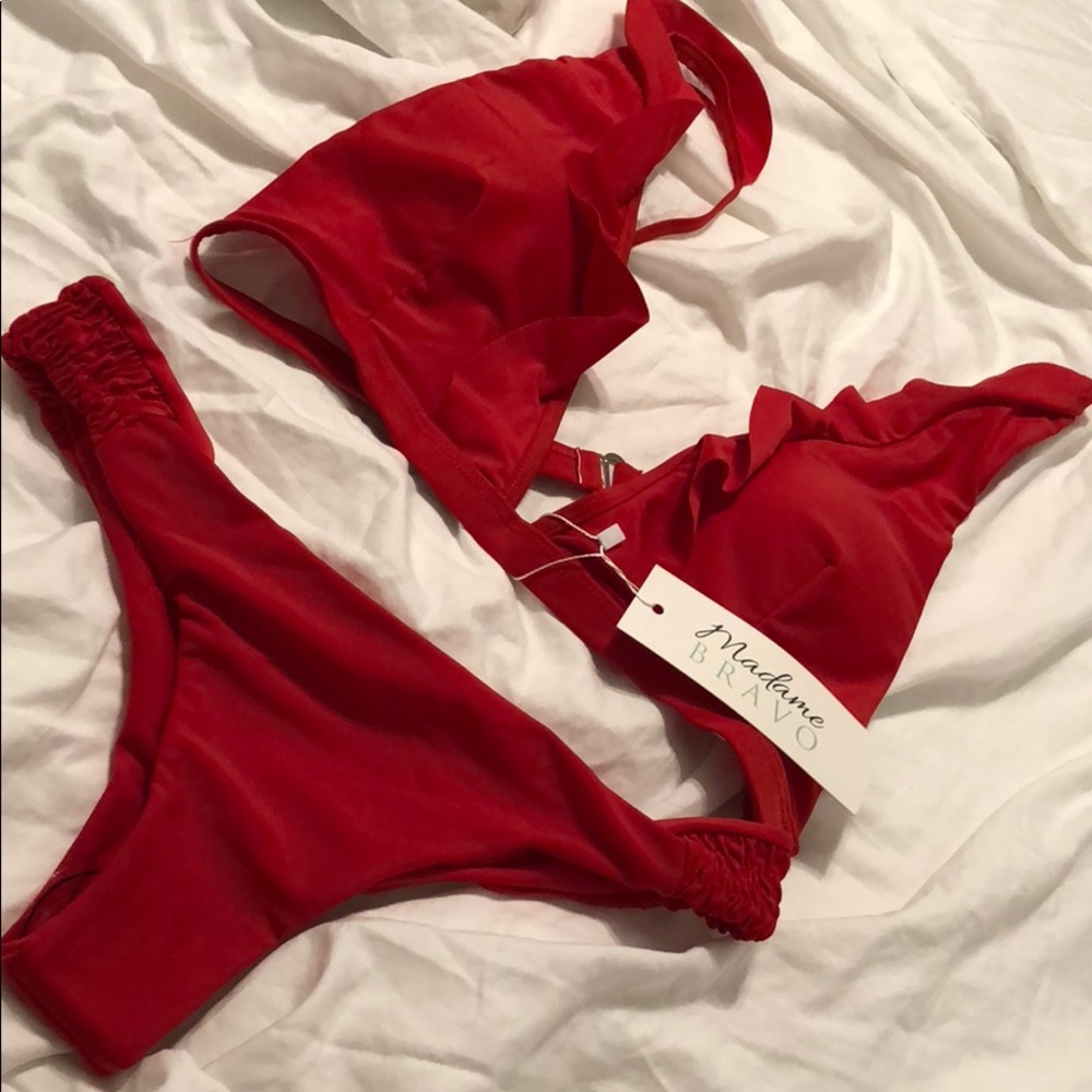 Ruffle bikini